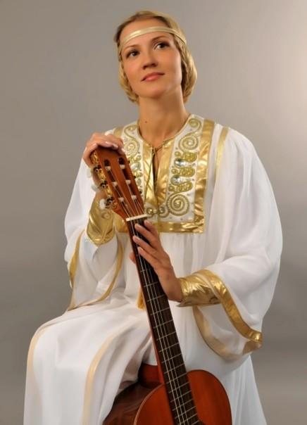 Юлия Славянская певица