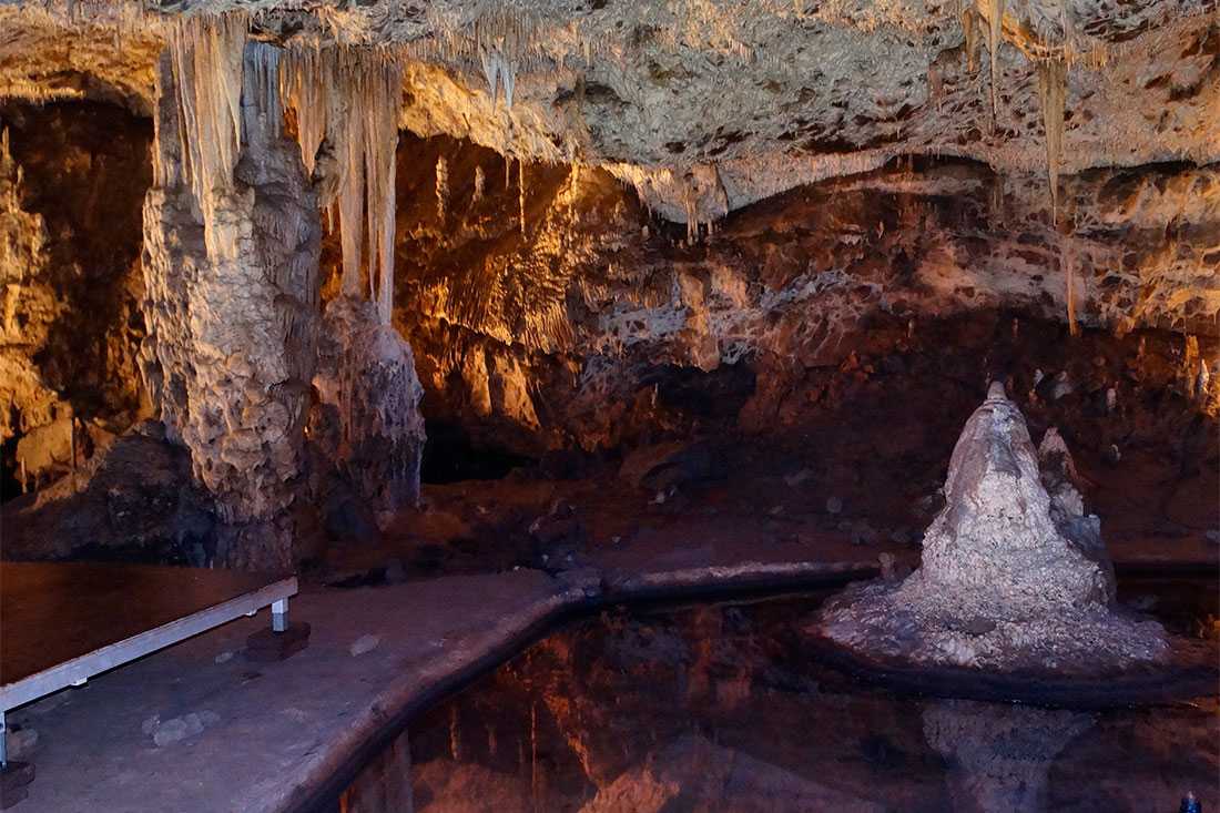 Ахтырская пещера