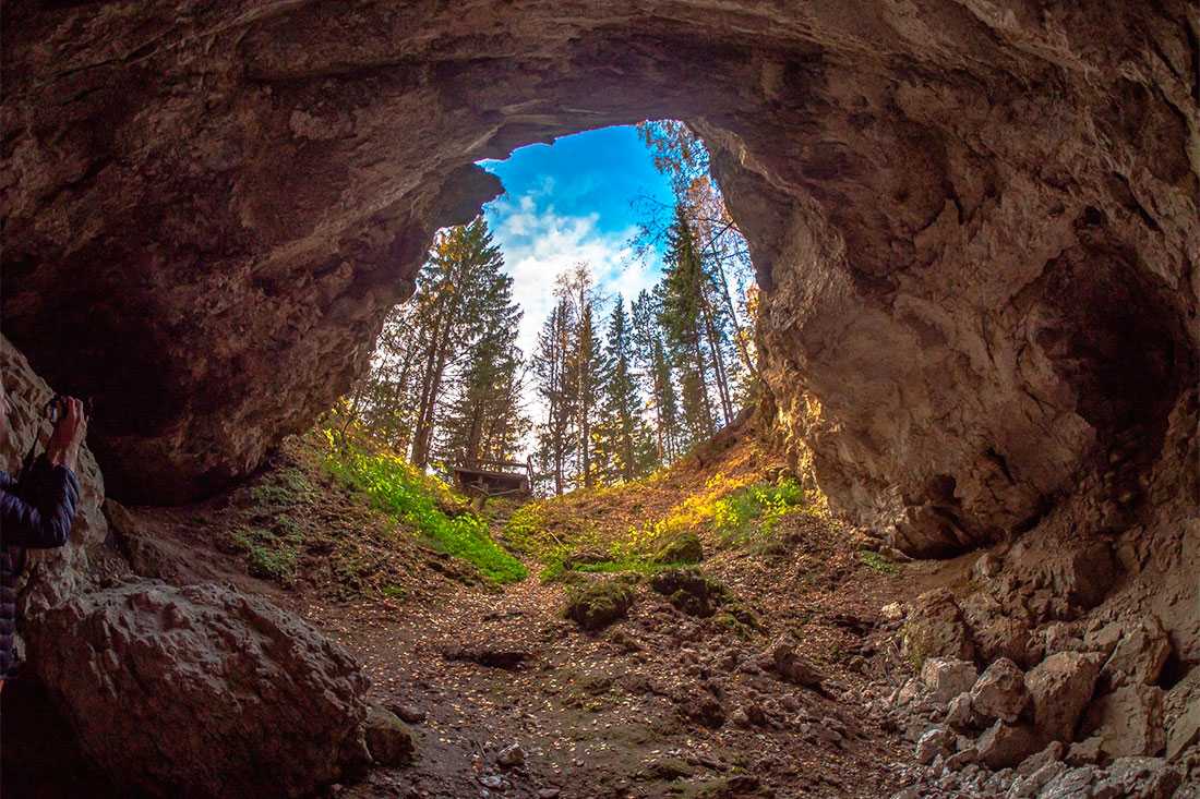 Андроновская пещера (пещера Сельга)