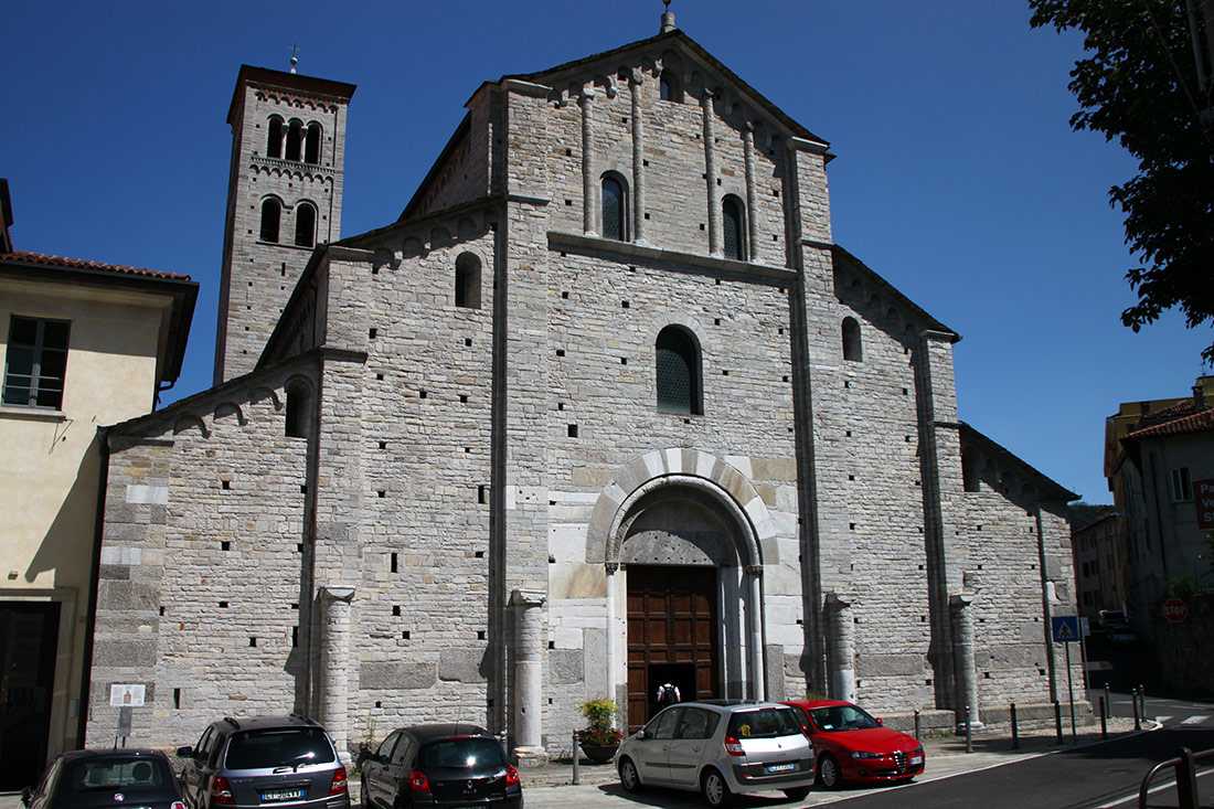 Кафедральный собор Сан-Абондио