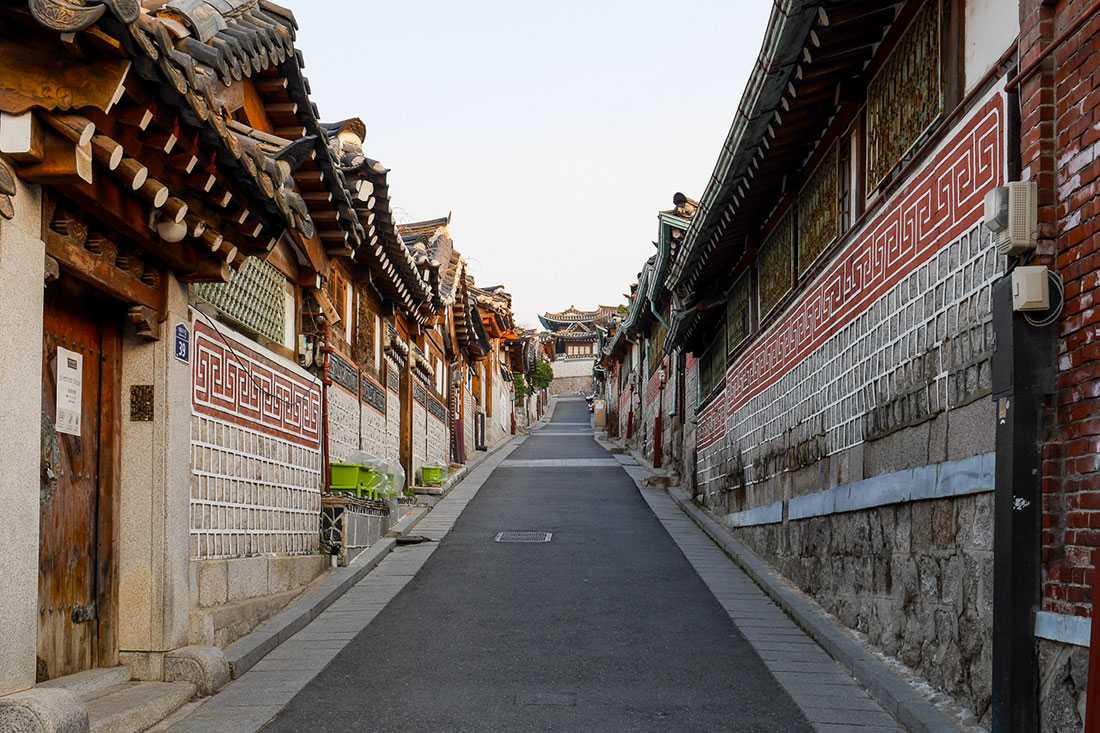Бумхон - народная деревня традиционных корейских домов 