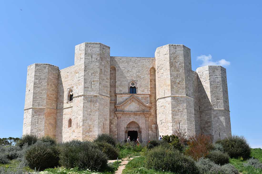 Замок Кастель-дель-Монте