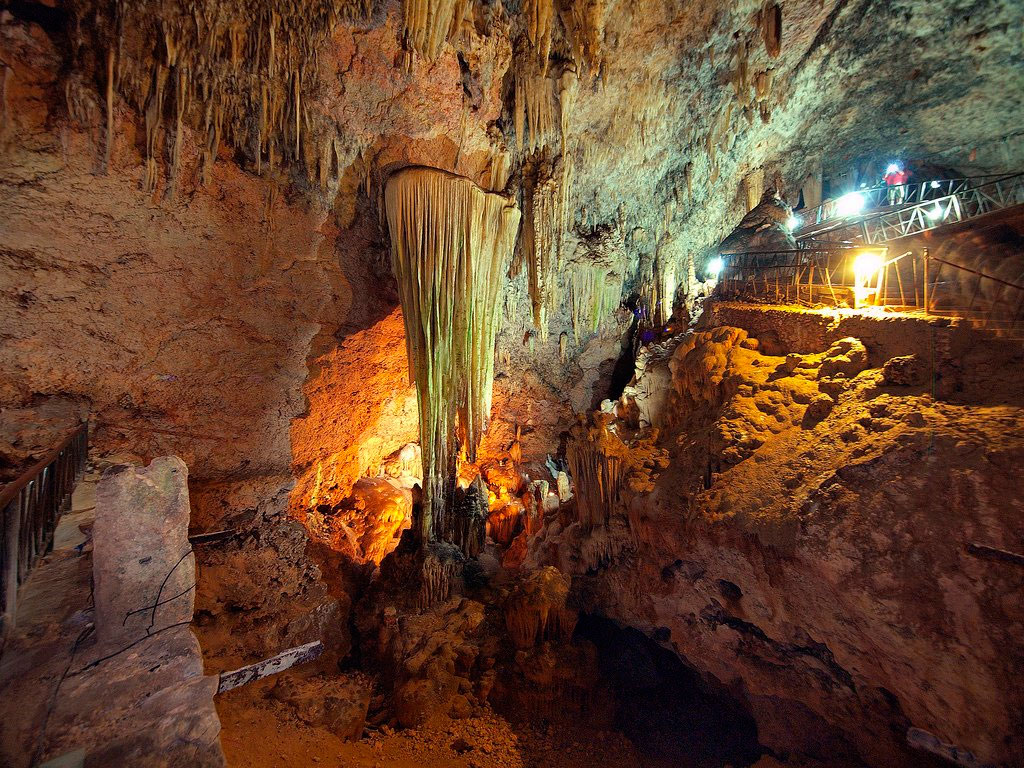 Пещера Белиамар