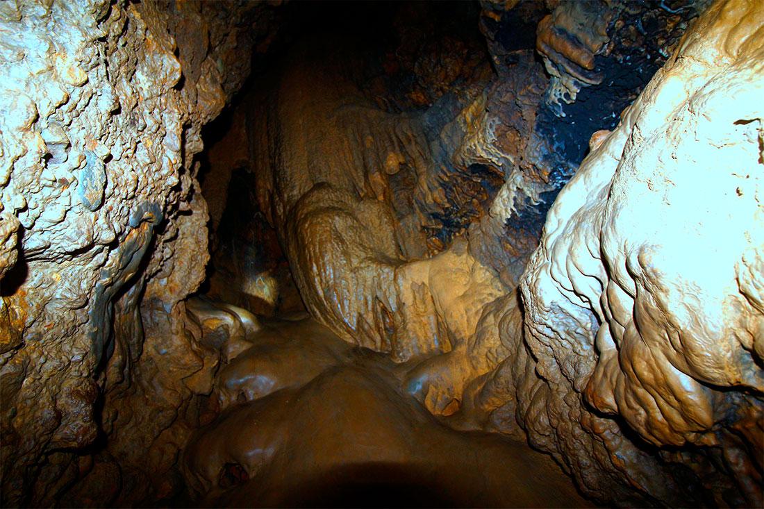 Крепкие пещеры в Фанагории