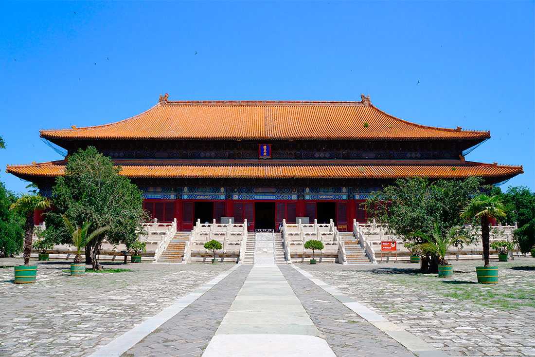 Императорская гробница династии Мин