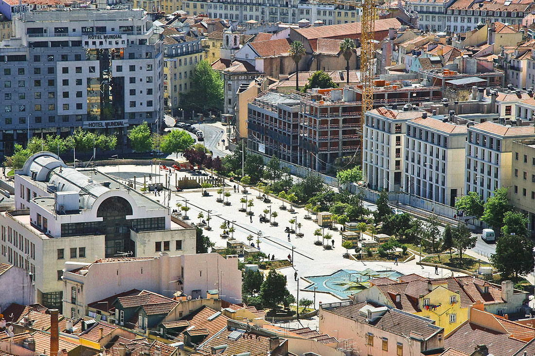 Вид на площадь Мартина Мониша