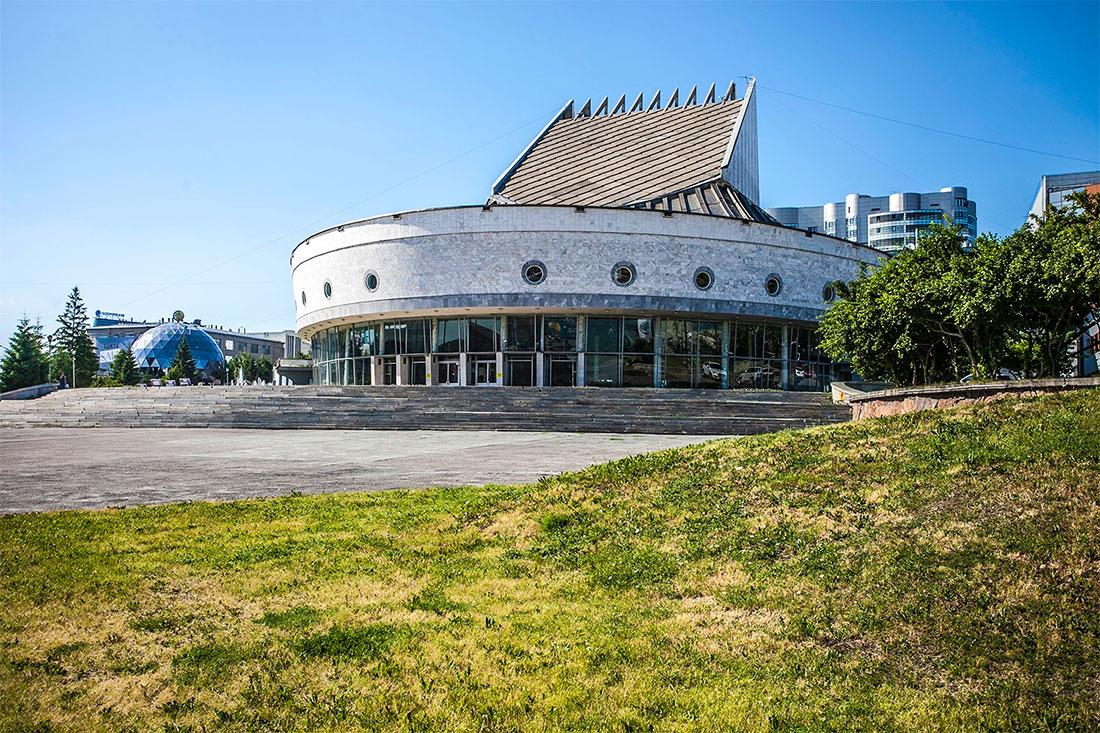 Новосибирский академический молодежный театр 