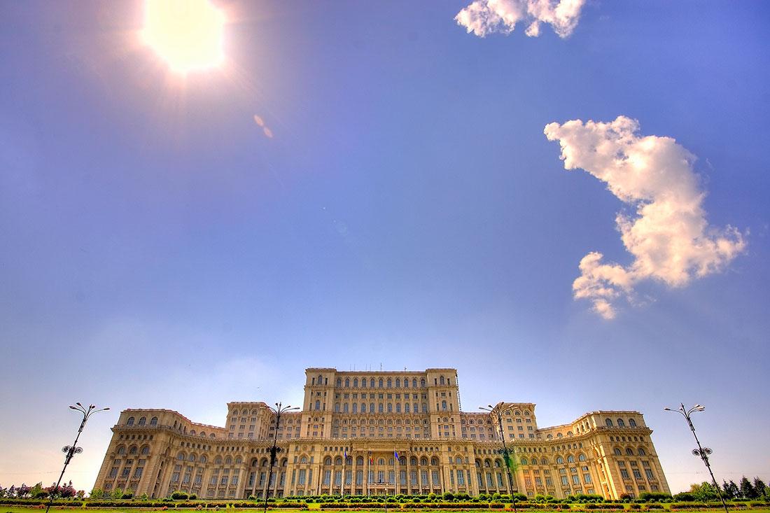 Парламентский дворец
