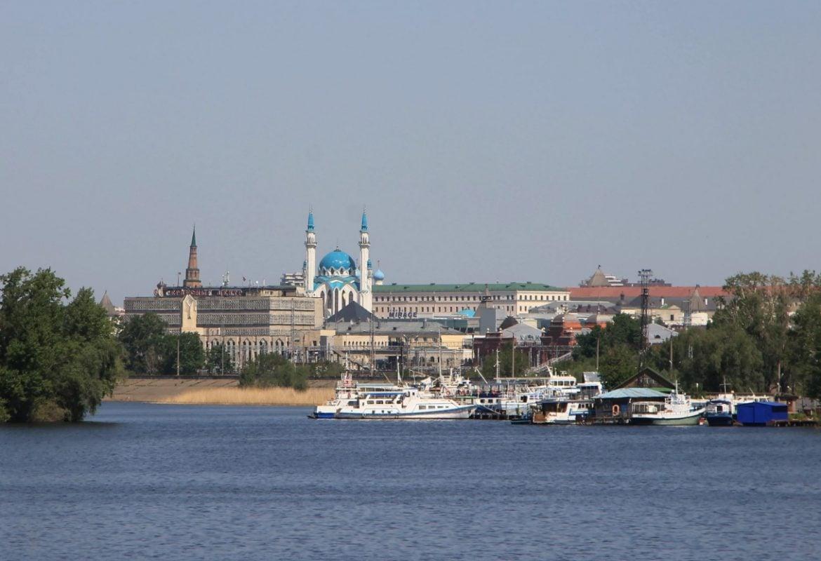 Реки Казань, Волга и Казанка, город стоит