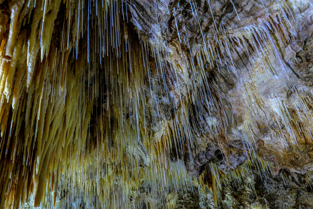 Пещера Зичинташ